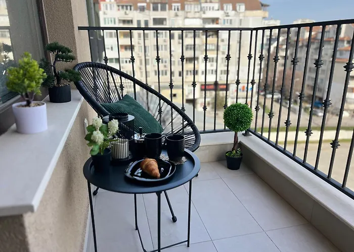 Apartment Nj Family Garden Varna